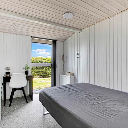 بيت للعطل Family-friendly House With Wilderness Bath And Playground